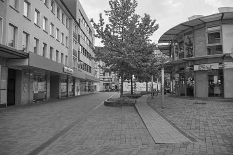 20120528-208