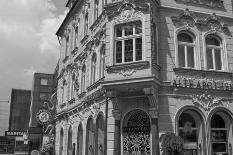 20120528-219